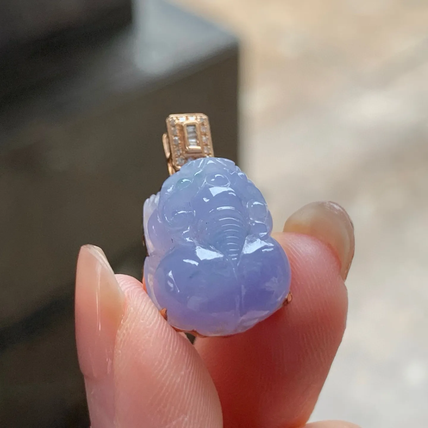 春色貔貅
真金镶嵌 精致