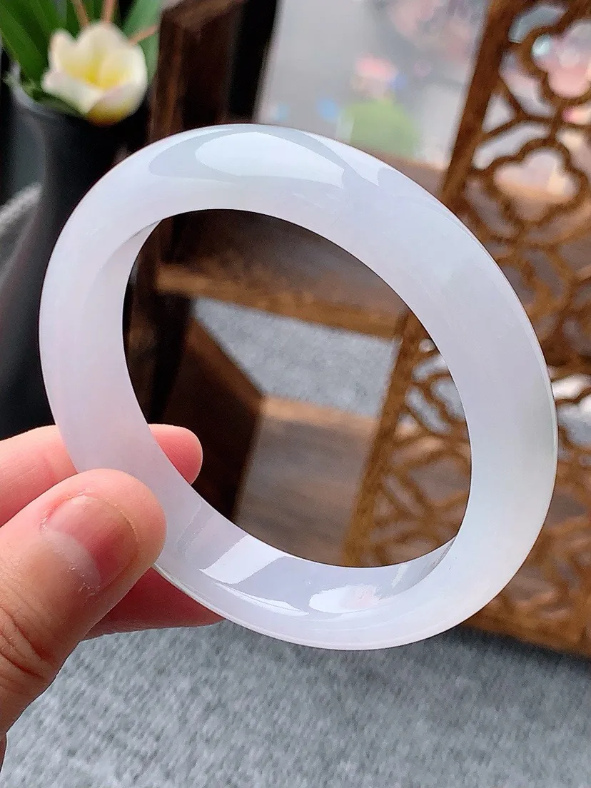 a货翡翠老坑飘花正装正圈手镯54-55圈口  尺寸54.5×12×7.6mm 重量54.33g 0530