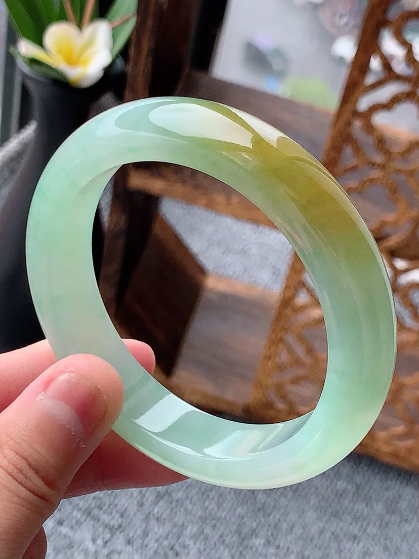 a货翡翠老坑冰种黄加绿双彩厚装正装正圈手镯58-59圈口尺寸58×13.3×9mm 重量73.18g