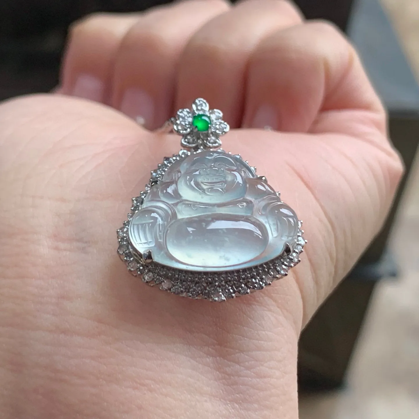 雪花棉坐佛
真金镶嵌 精致
