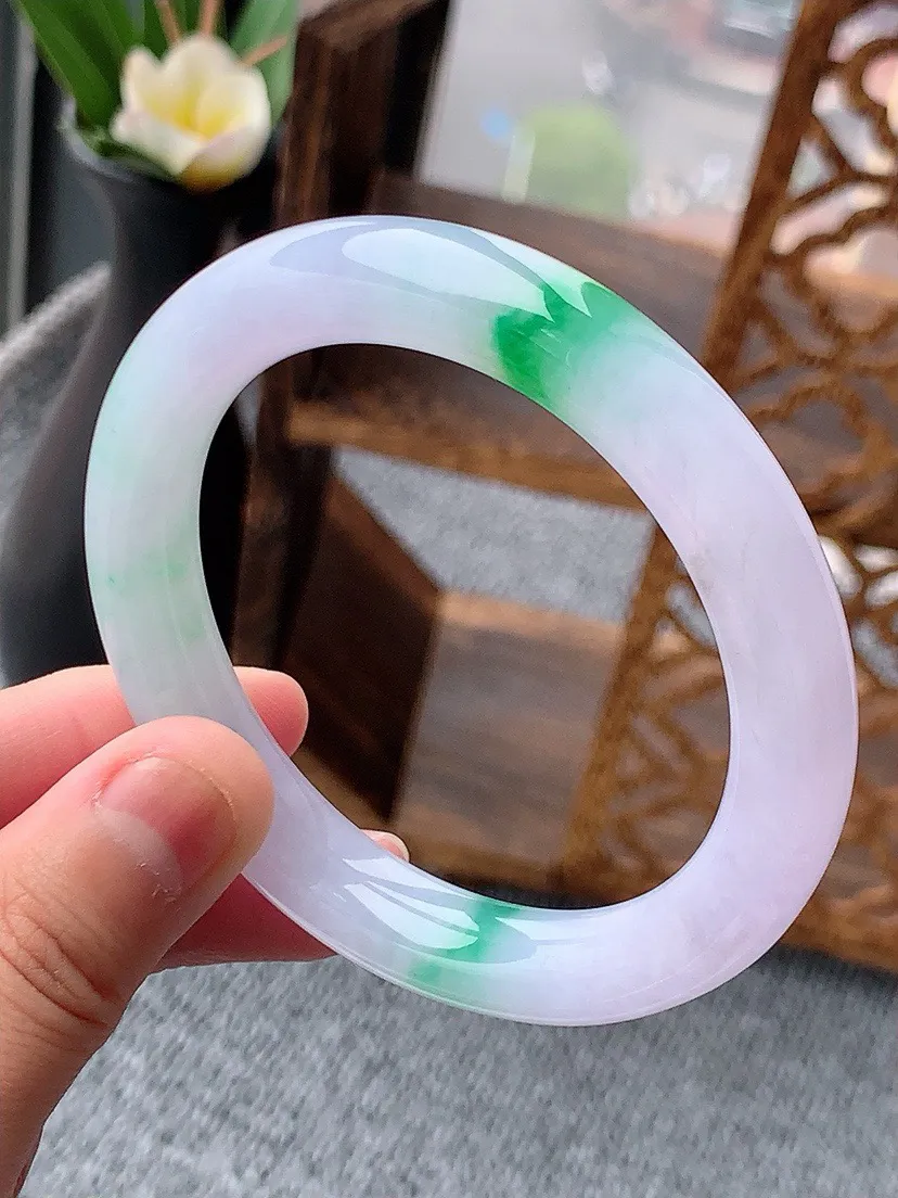 a货翡翠老坑春彩紫罗兰飘绿圆条手镯54-55圈口 尺寸54.6×10mm 重量53.11g 0530