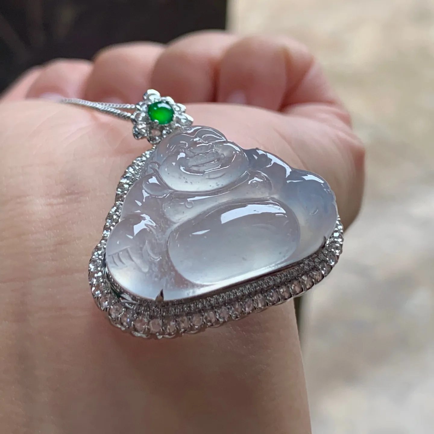 冰种雪花棉坐佛
真金镶嵌 大气