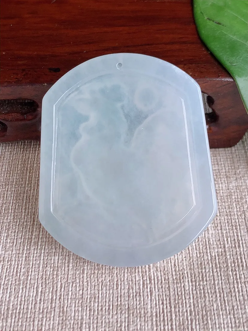 天然A货翡翠白月光生肖鸡吊坠尺寸50×41×5.2m量24.03g 0601
