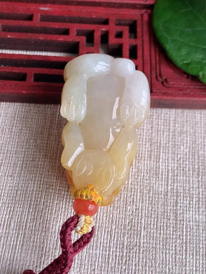 天然A货翡翠冰润黄翡招财貔貅吊坠尺寸39×23.7×17.5m量34.90g 0601