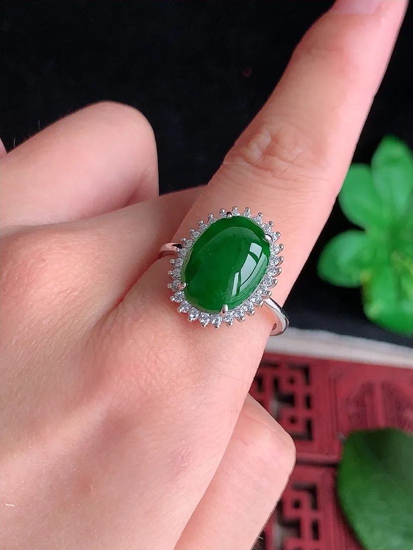 天然A货翡翠925银镶嵌满绿蛋面戒指 圈口可调节 尺寸14×10.4mm 重量2.93g 0601