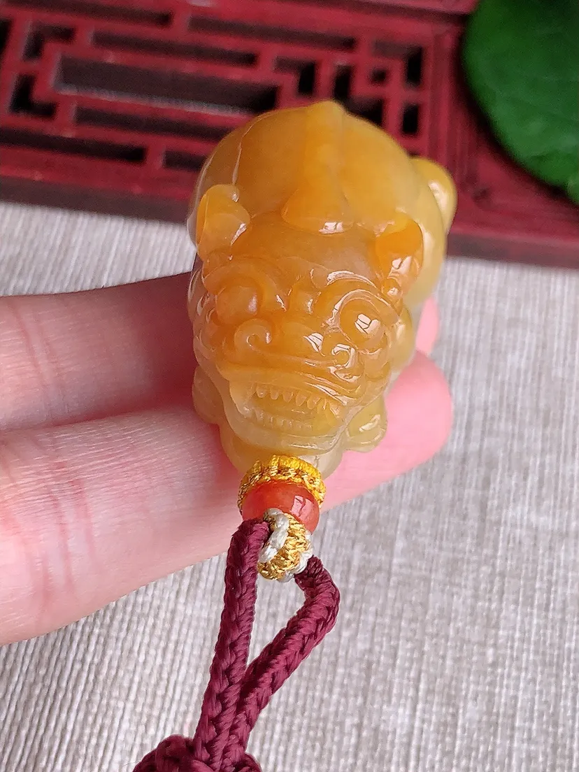 天然A货翡翠冰润黄翡招财貔貅吊坠尺寸39×23.7×17.5m量34.90g 0601