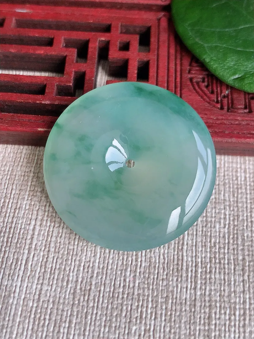 天然A货翡翠飘花平安扣吊坠尺寸32×6m量13.06g 0601