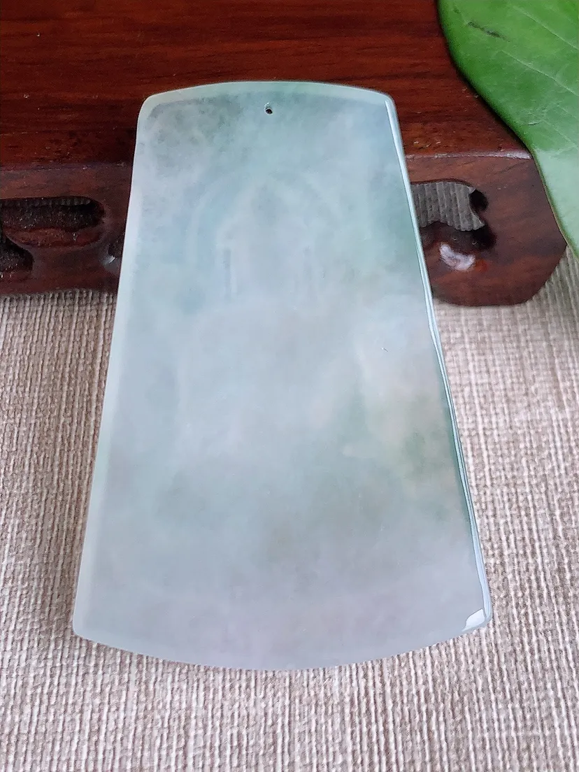 天然A货翡翠晴水虚空藏菩萨吊坠尺寸62.7×41.7×6m量30.65g 0601