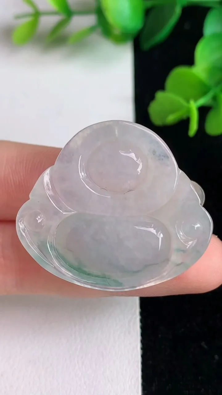 天然A货翡翠飘花佛公吊坠，尺寸29-29-6，重量:8.05g
6月2日