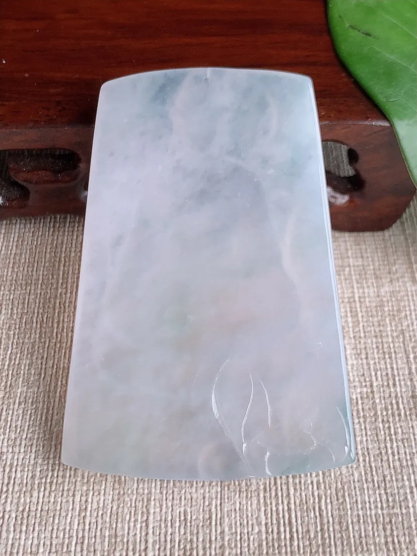 天然A货翡翠白月光大势至菩萨吊坠尺寸60.7×40.4×5.2m量31.35g 0601