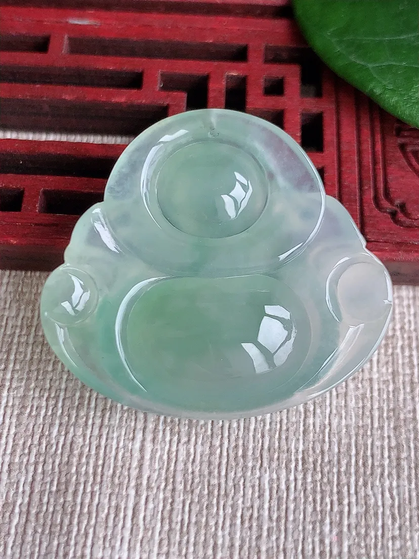 天然A货翡翠晴水佛公吊坠尺寸30.8×34.7×7m量10.58g 0601