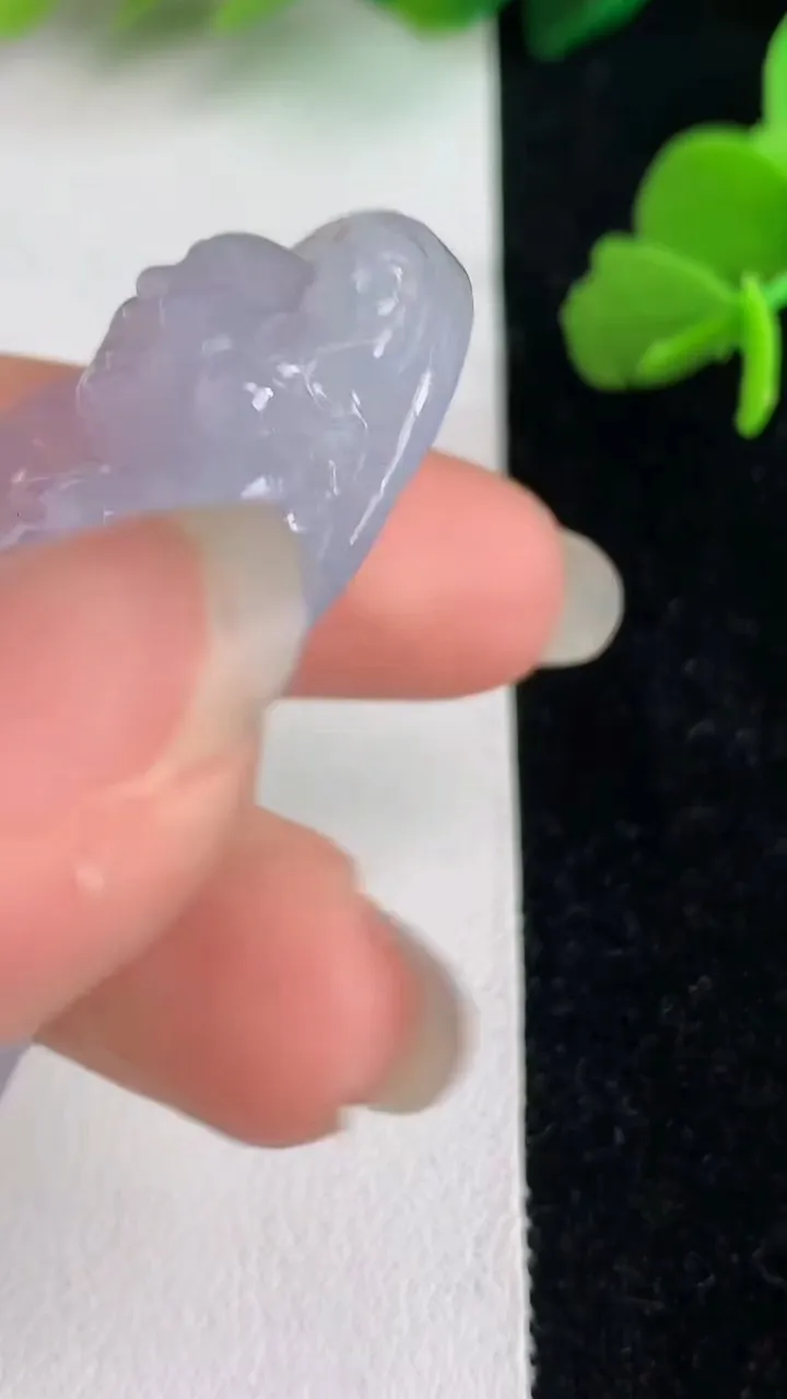 天然A货翡翠紫罗兰佛公吊坠，尺寸51.2-25.3-10.3，重量:26.60g
6月2日