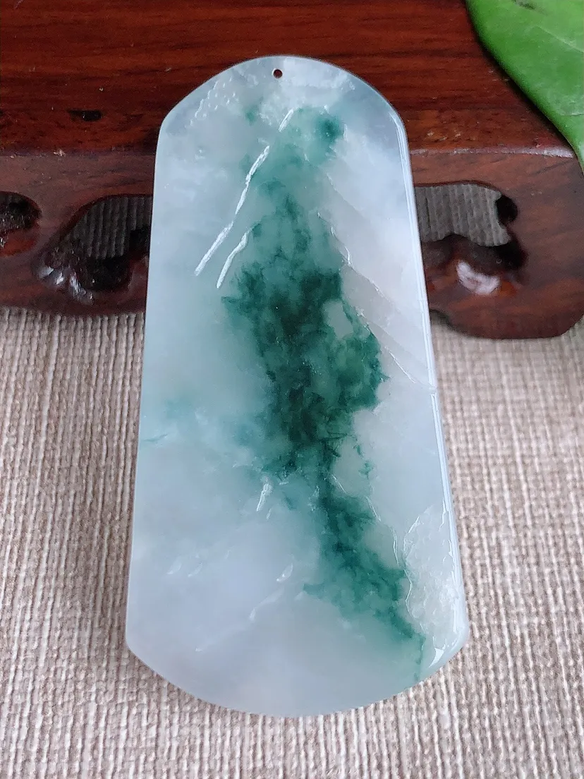 天然A货翡翠飘花意境山水牌吊坠 尺寸55.7×27.7×5.8m量19.57g 0601