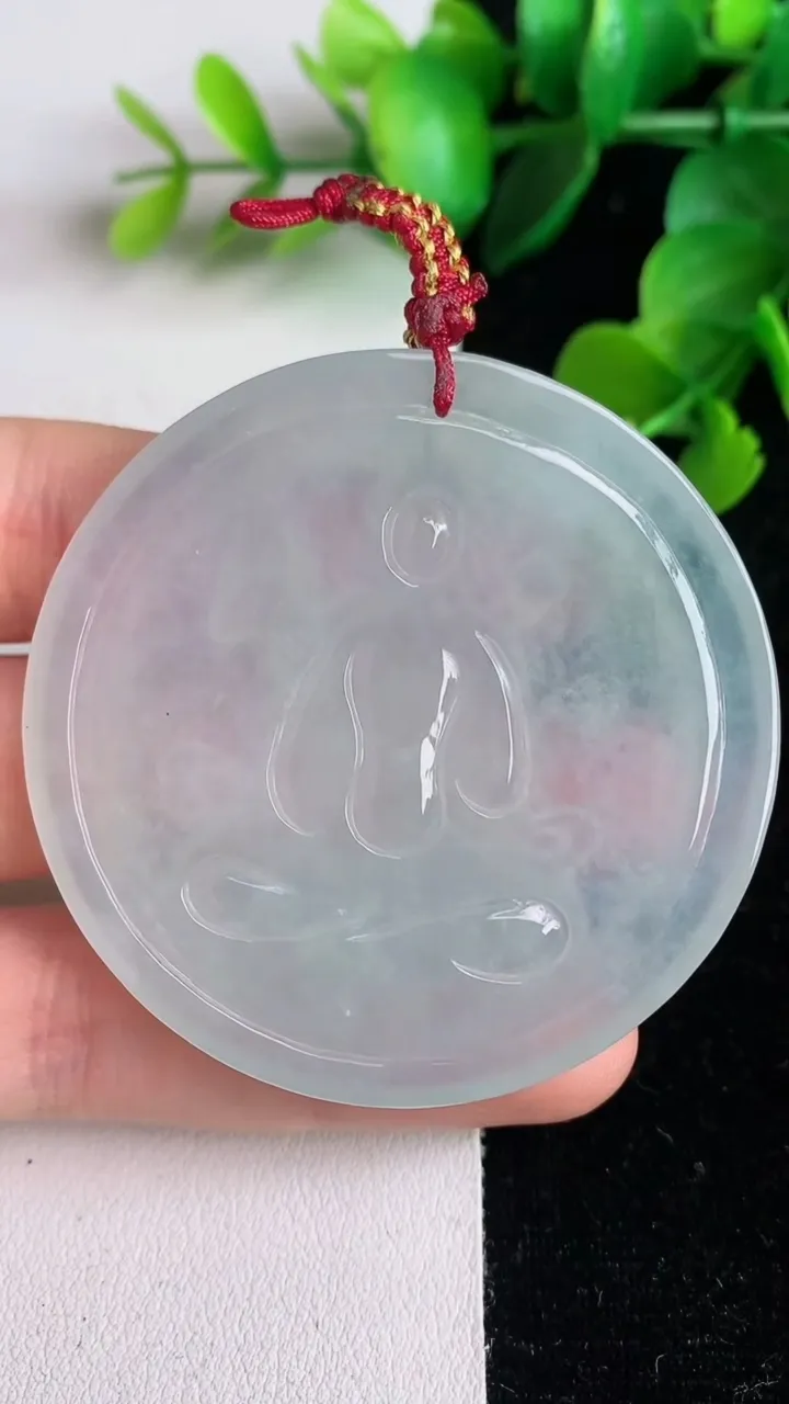 天然A货翡翠虚空藏观音菩萨吊坠，尺寸52.6-5，重量:27.91g
6月2日