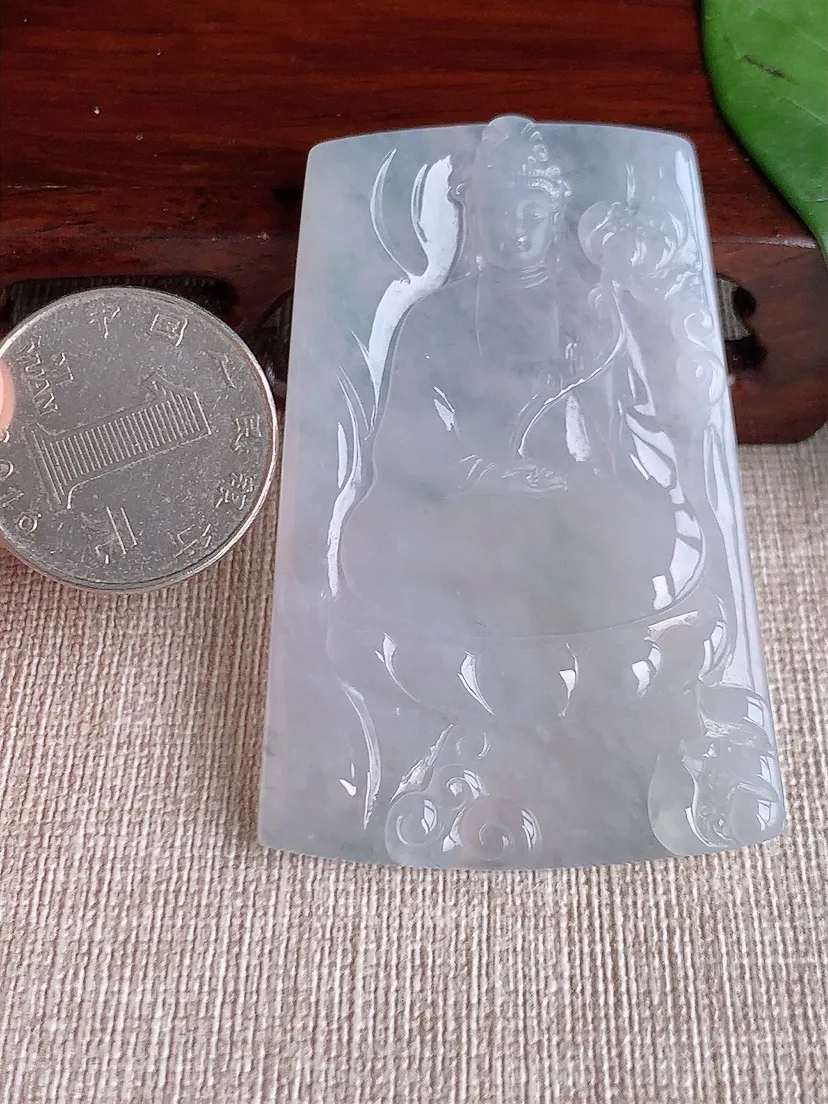 天然A货翡翠白月光大势至菩萨吊坠尺寸60.7×40.4×5.2m量31.35g 0601