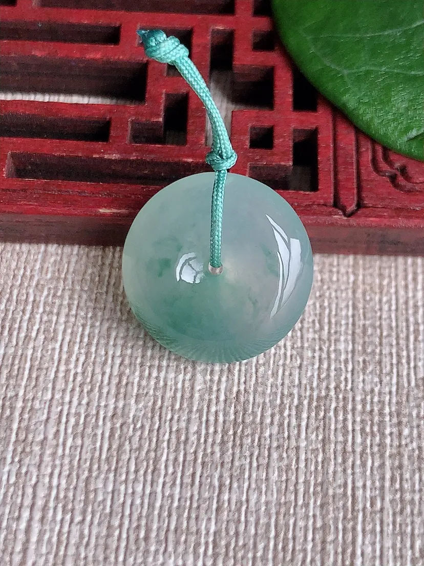 天然A货翡翠飘花平安扣吊坠尺寸17.7×6m量4.20g 0602