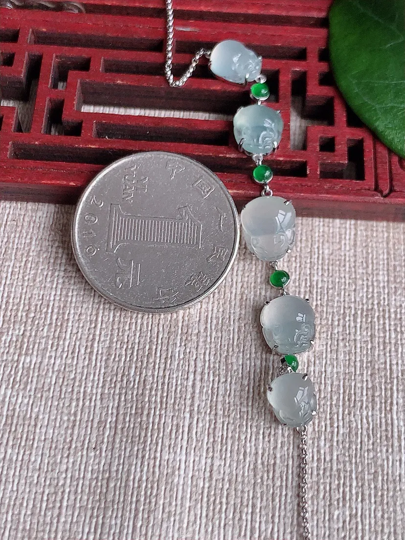 天然A货翡翠冰种18K金镶嵌白月光招财貔貅手链 尺寸9.5×8×4.5mm 重量3.92g 0602