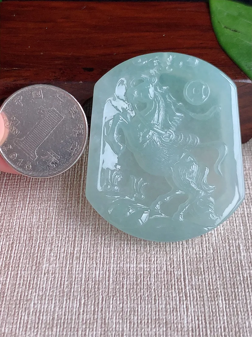 天然A货翡翠晴水生肖马马上有钱吊坠尺寸49.8×41.2×5.6m量26.30g 0602