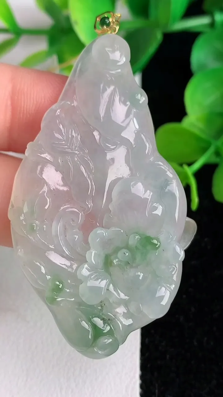 天然A货翡翠k金鸟语花香吊坠，尺寸52.8-29.4-5.6，重量:15.56g
6月3日