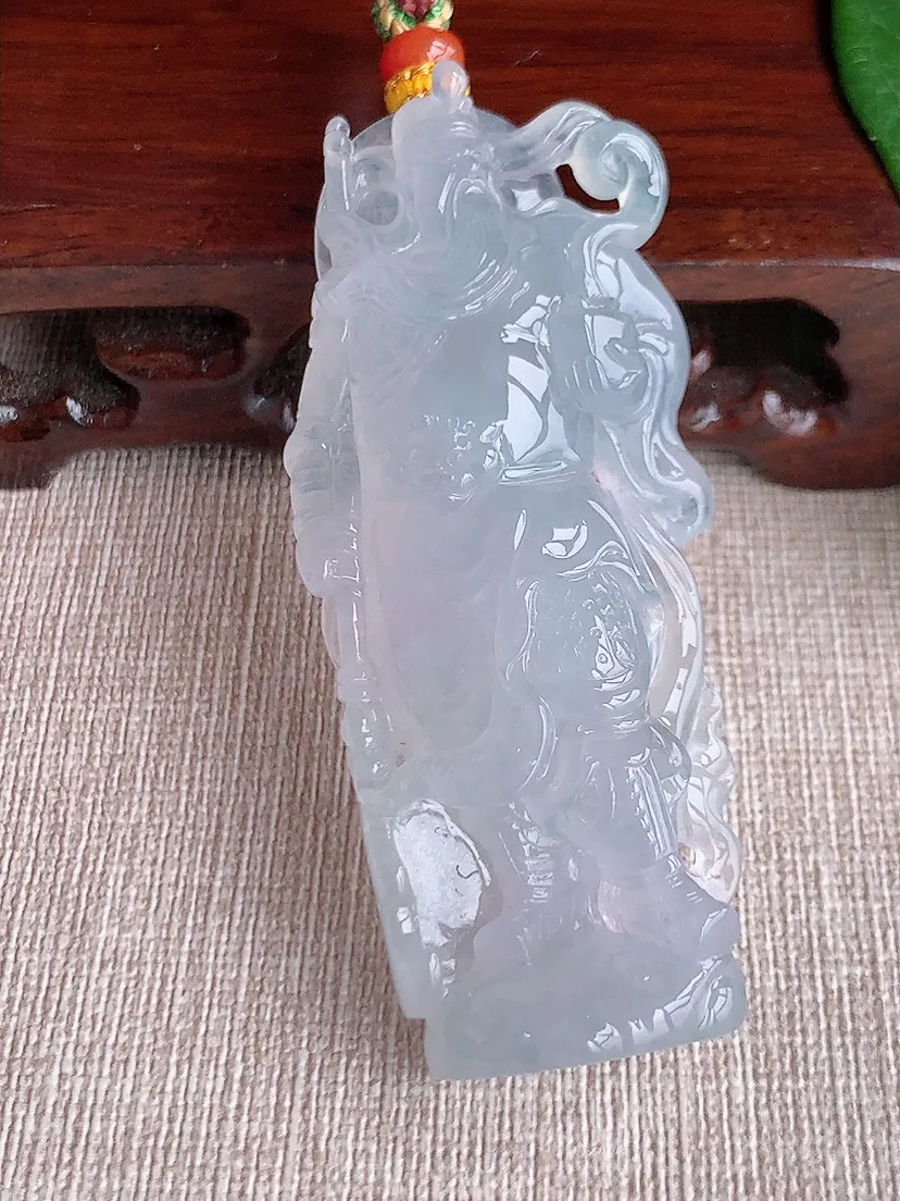 天然A货翡翠白月光关公吊坠尺寸67.3×28×11m量45.58g 0603