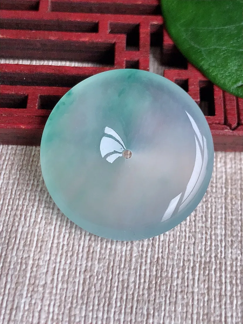 天然A货翡翠飘花平安扣吊坠尺寸28×5m量8.78g 0603