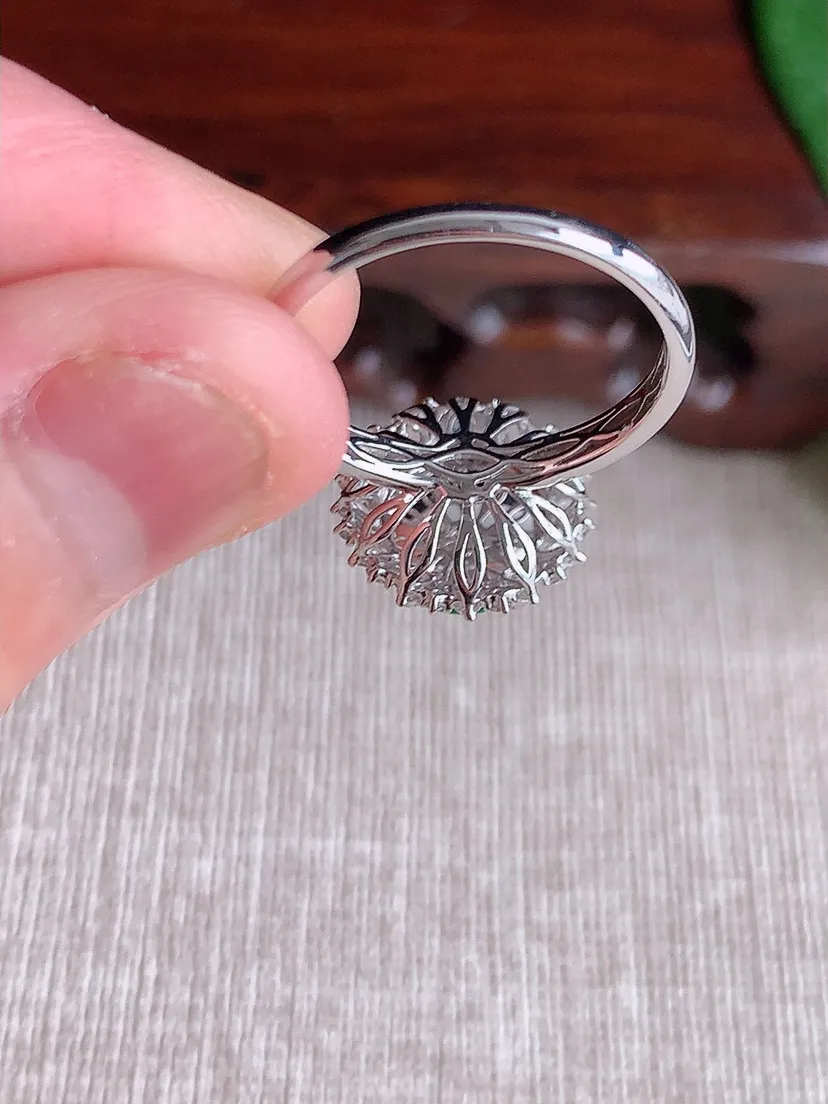 天然A货翡翠18K金伴钻镶嵌满绿蛋面戒指 圈口17.2裸石尺寸12×8mm 重量3.82g 0603