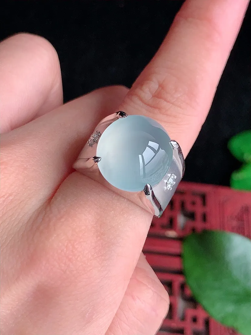 天然A货翡翠18K金伴钻镶嵌白月光蛋面戒指 圈口17.8裸石尺寸15×13.7mm 重量10.17g 0603