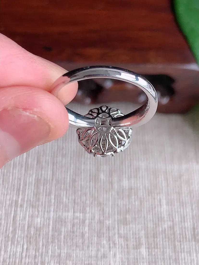 天然A货翡翠18K金伴钻镶嵌阳绿蛋面戒指 圈口17裸石尺寸7×6.7mm 重量3.48g 0603