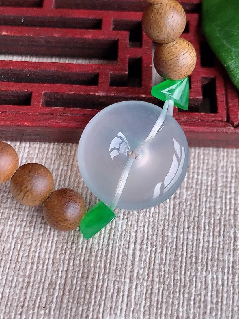天然A货翡翠高冰种白月光平安扣手串 尺寸17.8×5mm 重量6.00g 0604