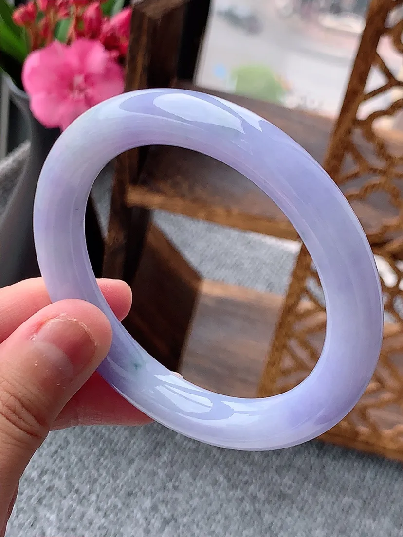 天然A货翡翠紫罗兰飘花圆条手镯55-56圈口 尺寸55.3×9.7mm 重量54.49g 0604