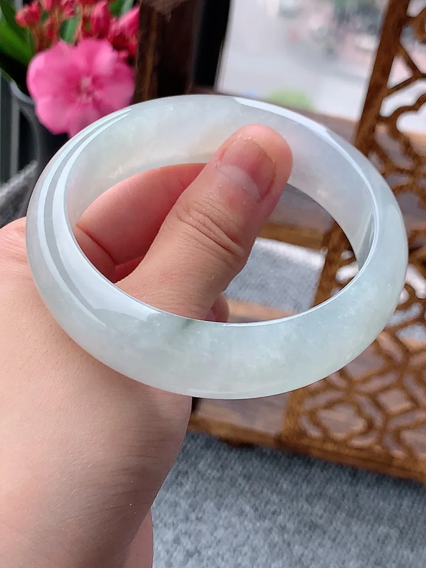 天然A货翡翠飘花轮胎边宽边正装正圈手镯58-59圈口尺寸58.5×16.7×7.7mm 重量75.45g 0604