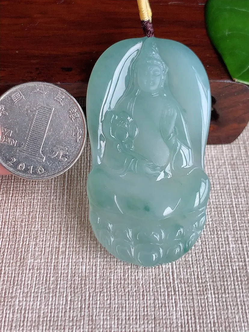 天然A货翡翠飘花大势至菩萨吊坠尺寸57.5×31×5m量23.88g 0606