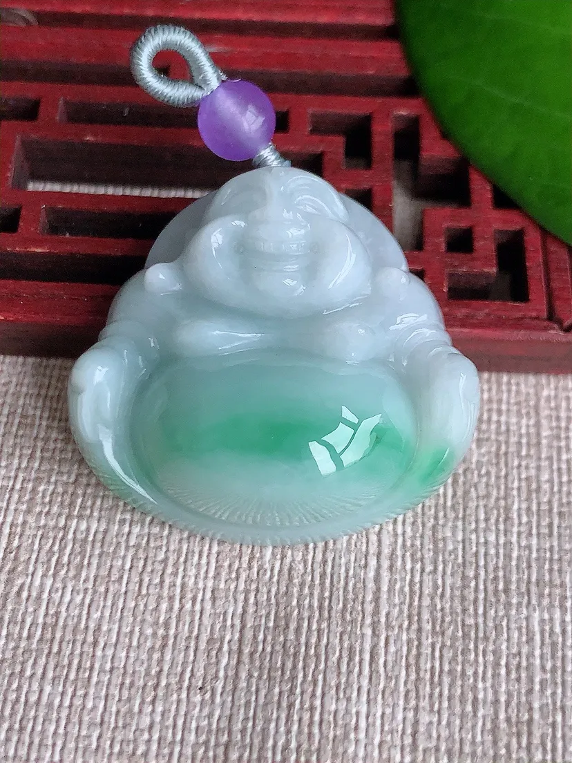 天然A货翡翠冰润飘绿佛公吊坠尺寸30×33.2×12m量19.00g 0606