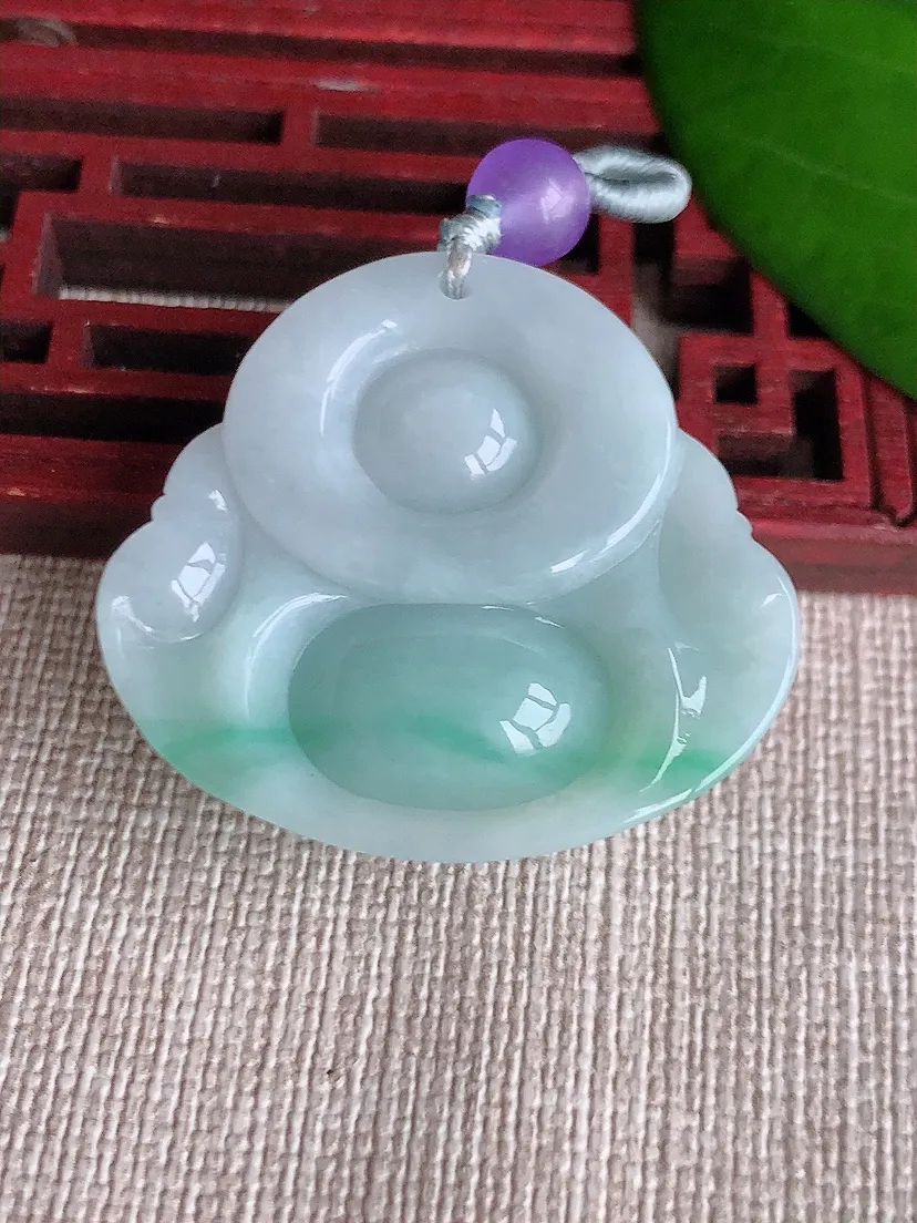 天然A货翡翠冰润飘绿佛公吊坠尺寸30×33.2×12m量19.00g 0606