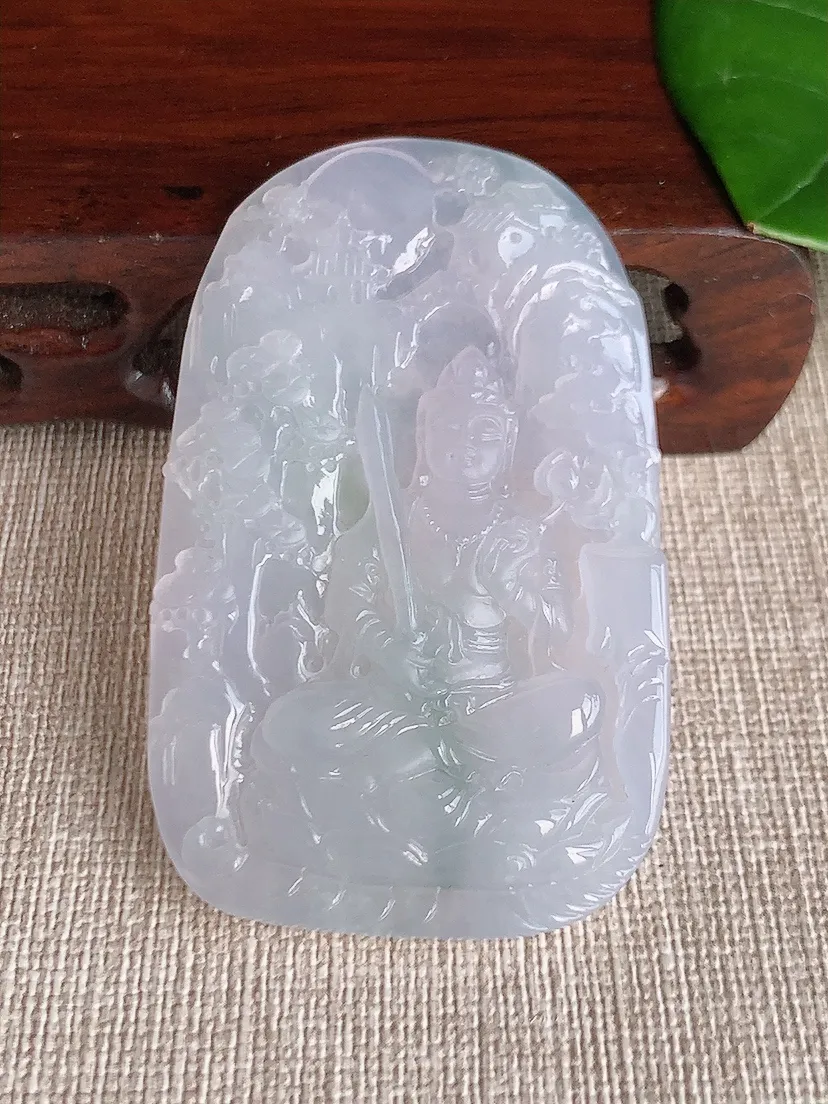 天然A货翡翠飘花虚空藏菩萨吊坠尺寸59.7×36.3×5.7m量27.03g 0606