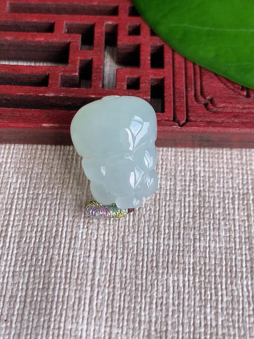 天然A货翡翠立体生肖猪福猪吊坠尺寸18.3×14.2×10.4m量5.73g 0606