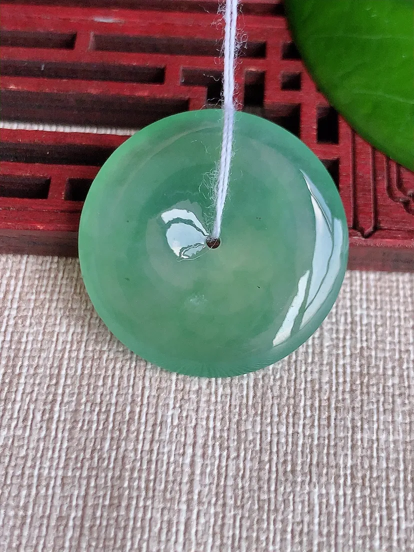 天然A货翡翠晴水平安扣吊坠尺寸28.4×5m量8.90g 0606