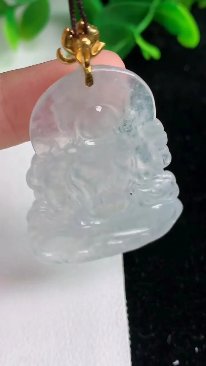 天然A货翡翠k金白冰观音菩萨吊坠，尺寸47.2-34.4-4.5，重量:13.10g
6月7日