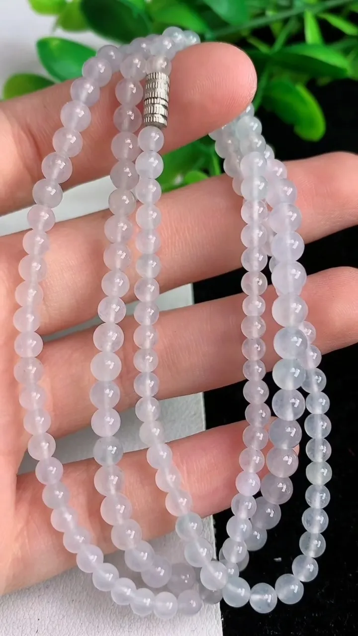 天然A货翡翠小米珠项链，尺寸3.8-151，重量:20.06g6月7日
工厂直销收藏佳品,种好水足，色泽均匀，有种有色，上手高大气！