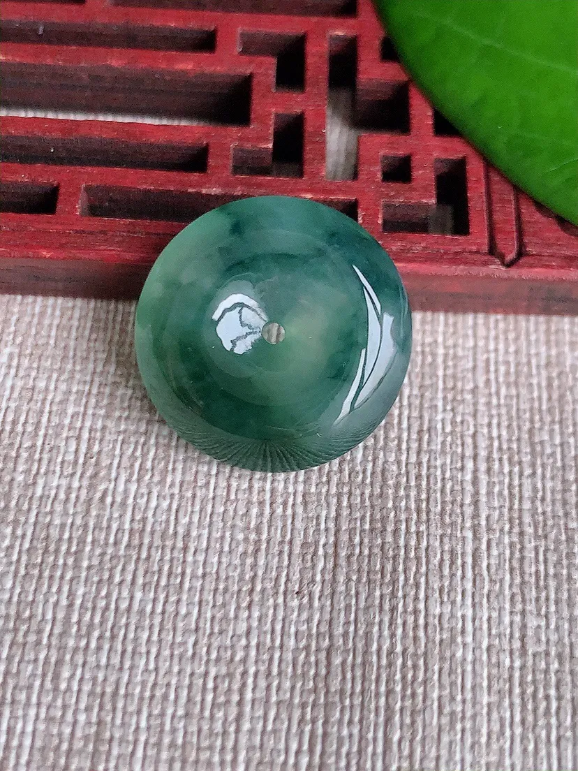 天然A货翡翠飘花平安扣吊坠尺寸20.5×5.7m量4.97g 0606