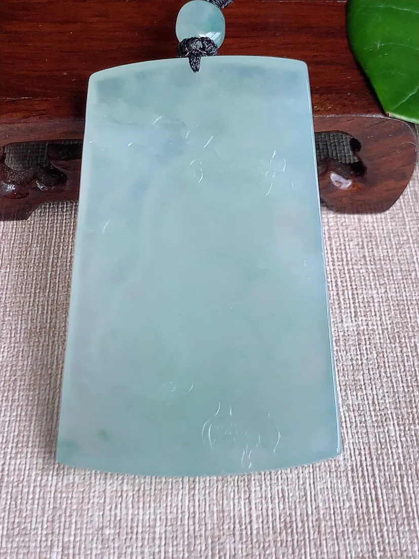 天然A货翡翠晴水大日如来吊坠尺寸70×43.2×8m量60.75g 0606