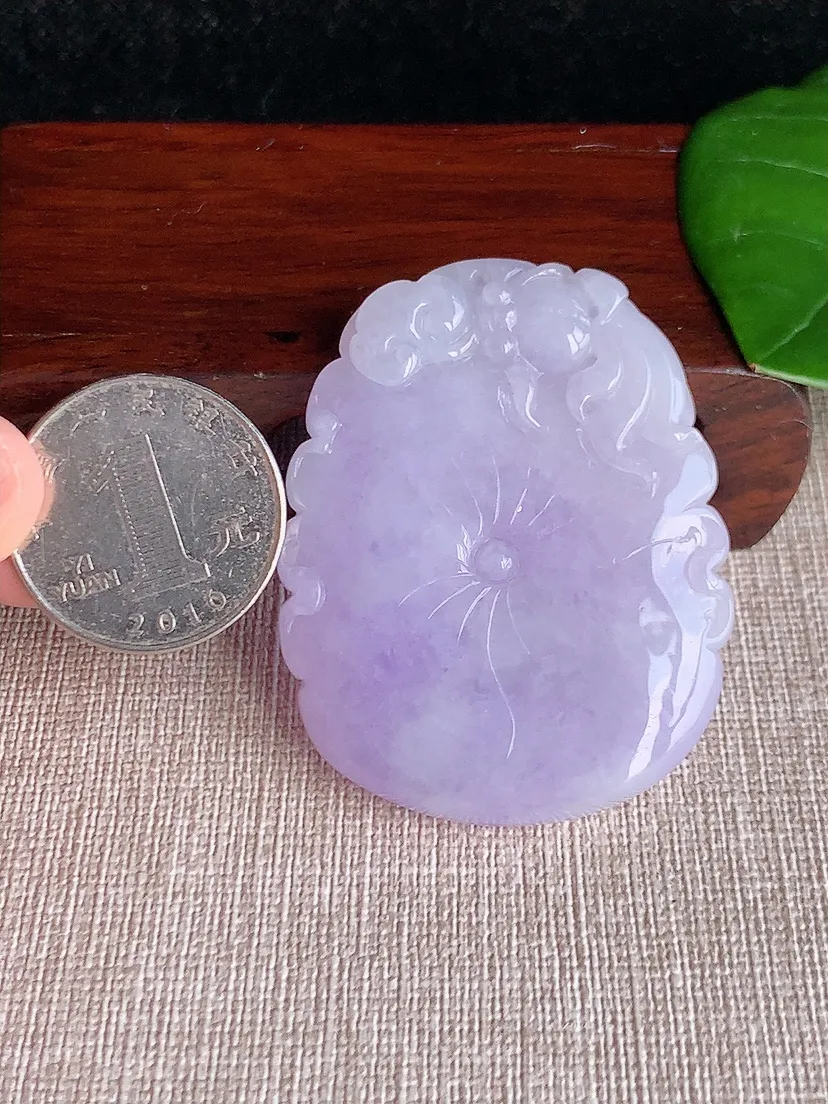 天然A货翡翠紫罗兰连年有余吊坠尺寸54×40.8×5.6m量28.88g 0606