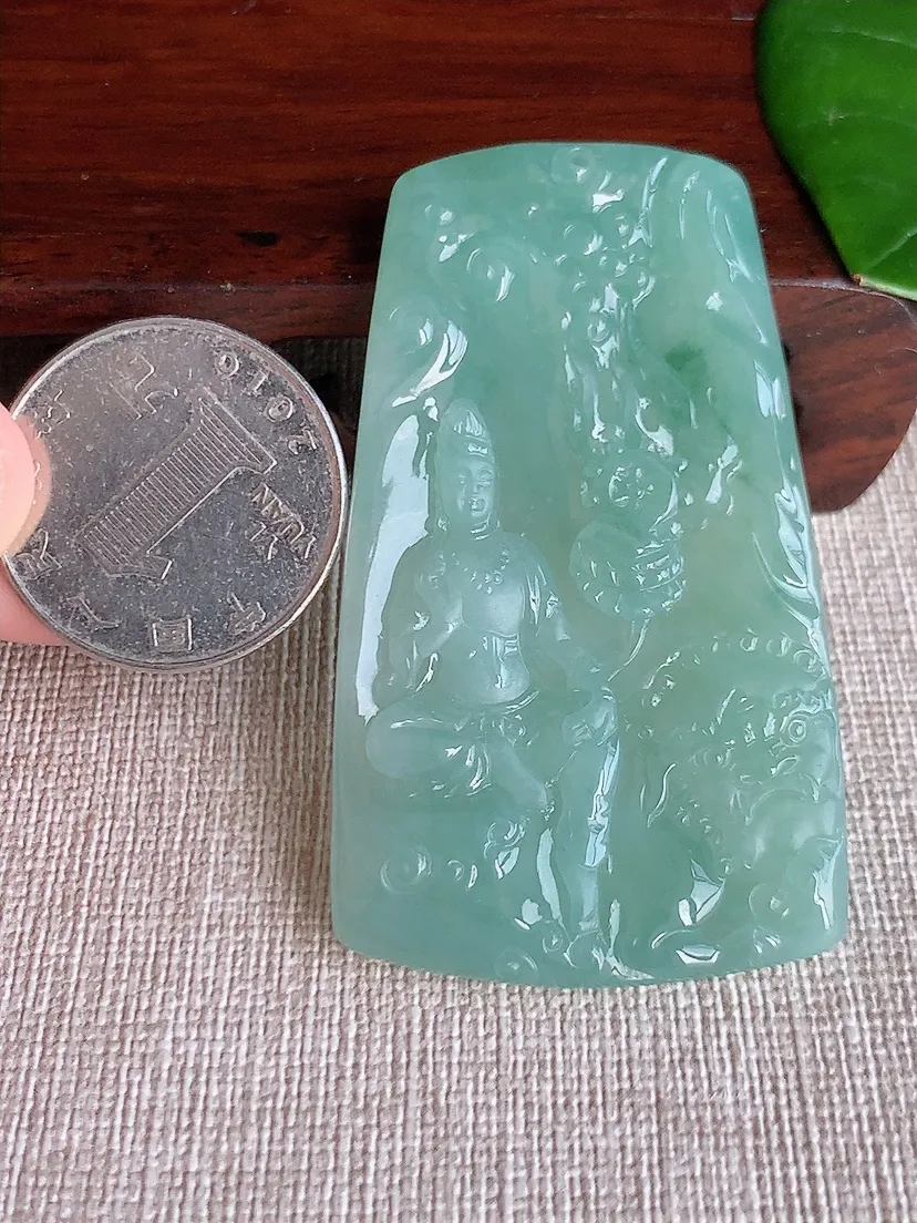 天然A货翡翠飘花文殊菩萨吊坠尺寸59.5×34.6×5m量25.40g 0606