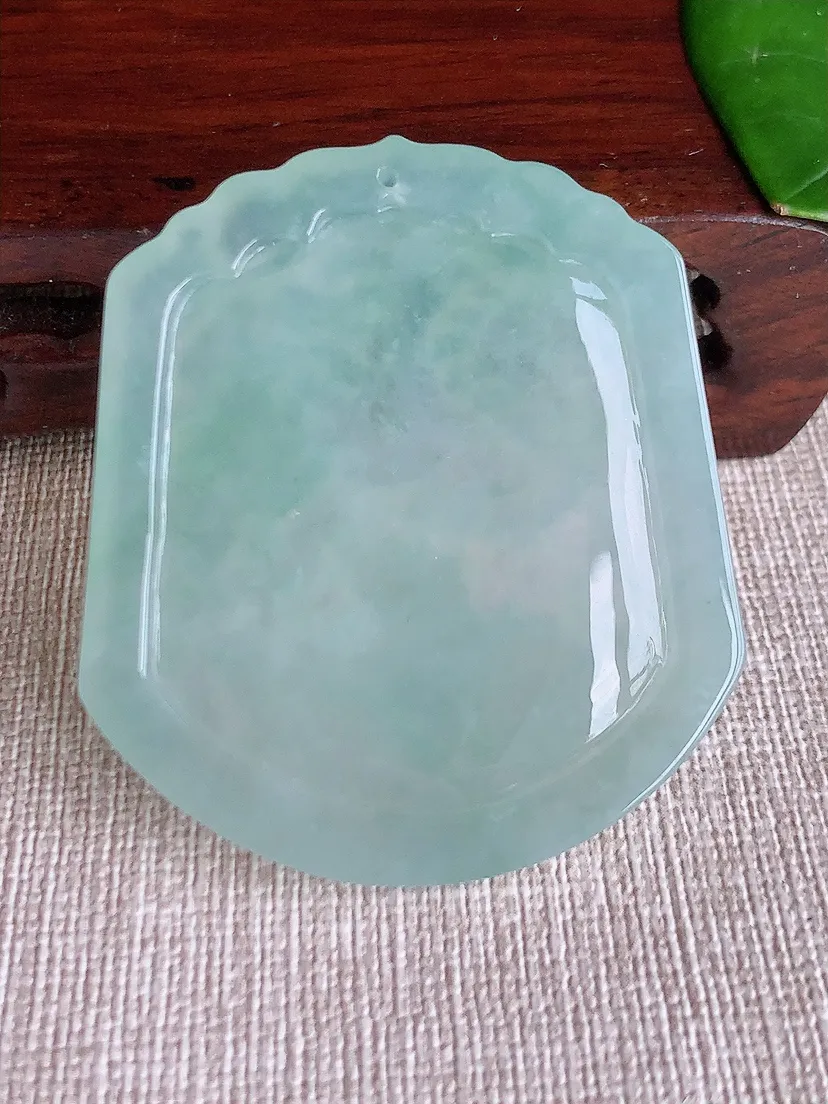 天然A货翡翠晴水生肖鼠吊坠尺寸50×43.7×5.6m量25.95g 0608