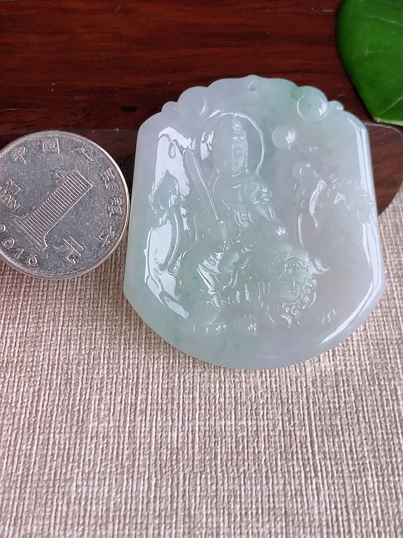 天然A货翡翠飘花文殊菩萨吊坠尺寸49.6×43.8×5m量24.63g 0608