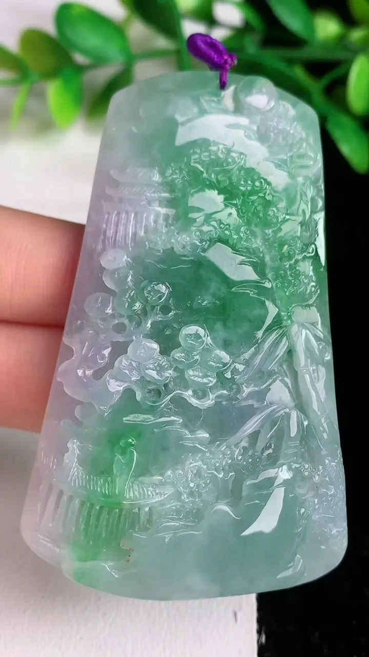 天然A货翡翠山水牌吊坠 ，尺寸64-38.2-5，重量:27.02g
6月8日