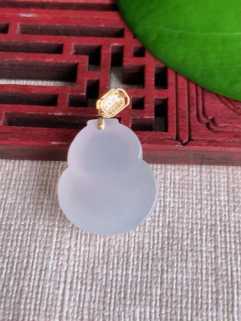 天然A货翡翠18K金扣头白月光葫芦吊坠尺寸19.8×17×7m量4.57g 0608