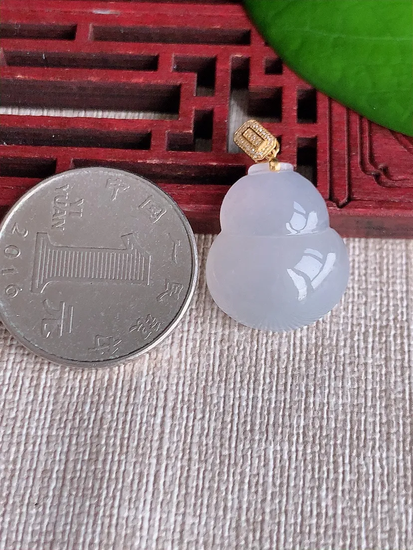 天然A货翡翠18K金扣头白月光葫芦吊坠尺寸19.8×17×7m量4.57g 0608