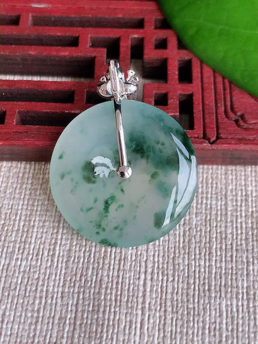 天然A货翡翠18K飘花平安扣吊坠尺寸30.7×24×4m量5.49g 0608