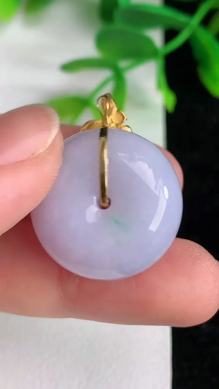 天然A货翡翠18k金紫罗兰平安扣吊坠 ，尺寸21.8-12.2，重量:13.14g
6月8日